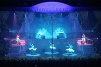 「Flower LIVE TOUR 2015 “花時計”」ファイナル公演の様子。