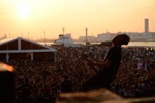 NAOKI（B, Vo）（撮影：半田安政[Showcase]）