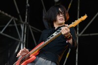 長谷川カオナシ（B）（撮影：半田安政[Showcase]）