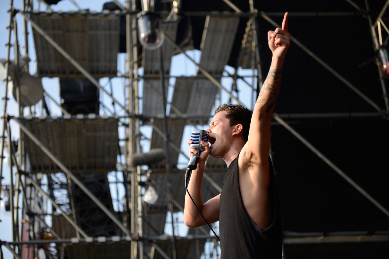 coldrain、6年目の「DEAD POP FES」で壮絶パフォーマンス