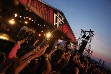 STOMPIN' BIRD（Photo by kohei suzuki）