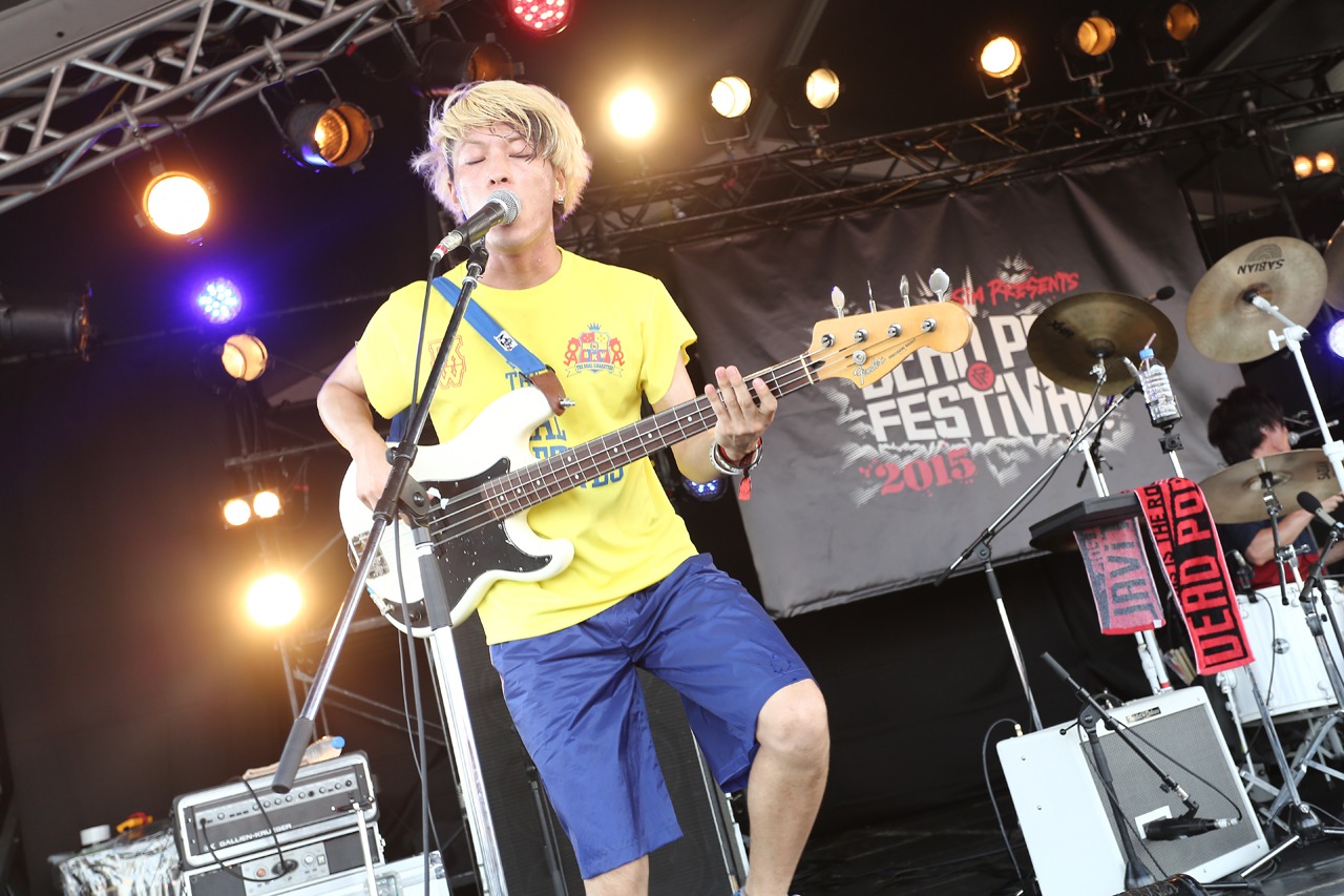 あきらかにあきら（B, Cho / THE ORAL CIGARETTES）（Photo by kohei suzuki）