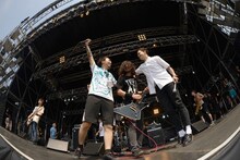 HEY-SMITHのライブの様子。（撮影：半田安政［showcase］）