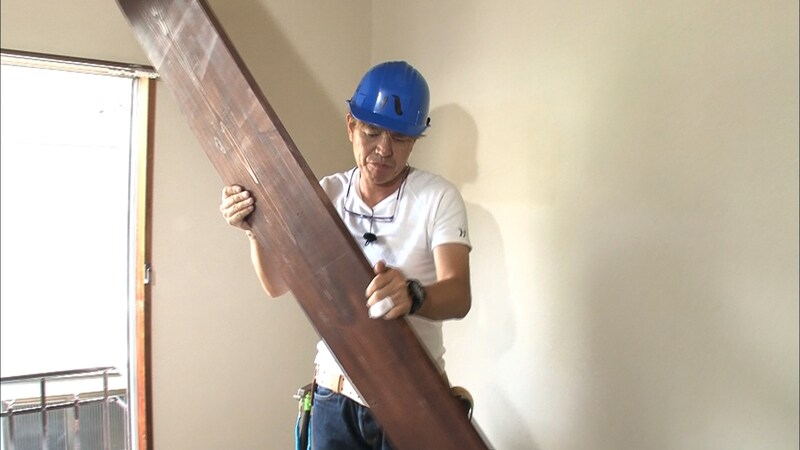 今週の人気画像3位は「華原朋美に人気プロレスラーが真剣告白、その様子を日テレでオンエア」より、ヒロミ。 (c)日本テレビ