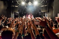 LADYBABYのライブの様子。（写真提供：クリアストーン）