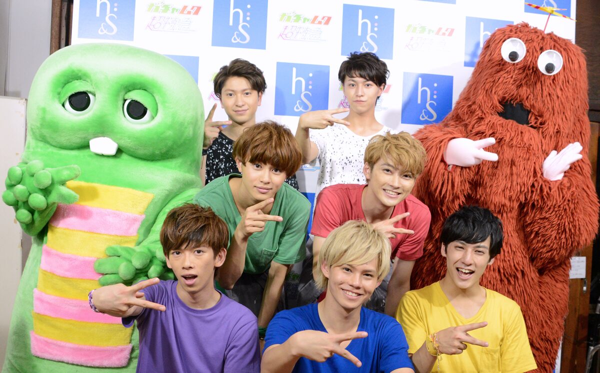 ガチャムク超特急 超特急 ガチャピン ムックとユニット結成 ガチャムク超特急 で初cm 画像ギャラリー 5 27 音楽ナタリー