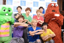 ガチャムク超特急バージョンの自己紹介を行うメンバー。