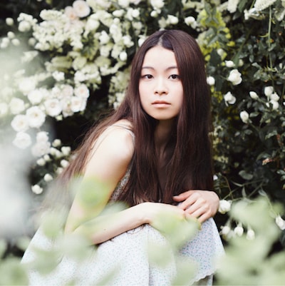 片平里菜「誰にだってシンデレラストーリー」通常盤ジャケット