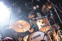 山田康二郎（Dr）（撮影：ハヤシサトル）