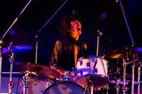 山崎正太郎（Dr, Cho） （撮影：山川哲矢）