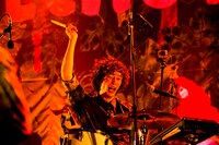 山崎正太郎（Dr, Cho） （撮影：山川哲矢）