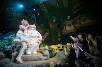 左からようなぴ、シナモン。（撮影：荻原楽太郎） (c)2015 SANRIO CO.,LTD.