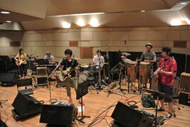 シンリズム初アルバムアナログ化＆豪華サポートのリハ写真公開