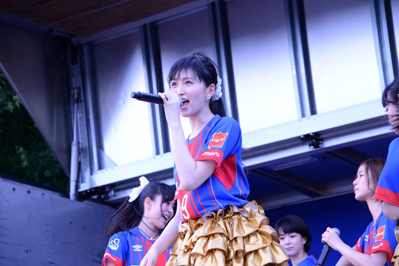 横山ルリカ