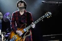 白井眞輝（G / [Alexandros]）（写真提供：JAPAN NIGHT実行委員会）