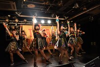 Cheeky Parade「M.O.N.ST＠R / カラフルスターライト」発売記念イベントの様子。