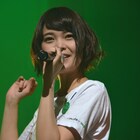 NegiccoのKaede、スカートをバックに生誕ソロライブ