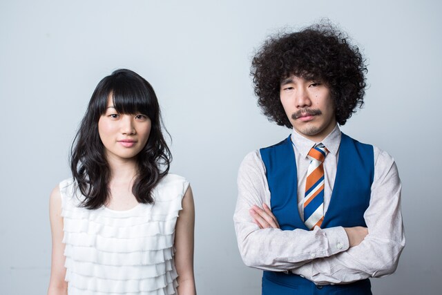 音楽ナタリーPower Pushでは「ジュ・ジュテーム・コミュニケーション」の発売を記念して、千菅春香（左）と楽曲を手がけた清竜人（右）のスペシャル対談を公開中。