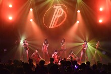 「東京パフォーマンスドール＠CBGK!! ～ダンスサミット ネイキッド2015夏～」第1クールの様子。