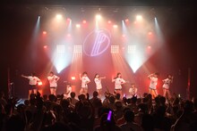 「東京パフォーマンスドール＠CBGK!! ～ダンスサミット ネイキッド2015夏～」第1クールの様子。