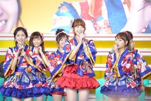 「AKB48グループ 真夏のハロウィンライブ」の様子。