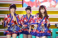 「AKB48グループ 真夏のハロウィンライブ」の様子。
