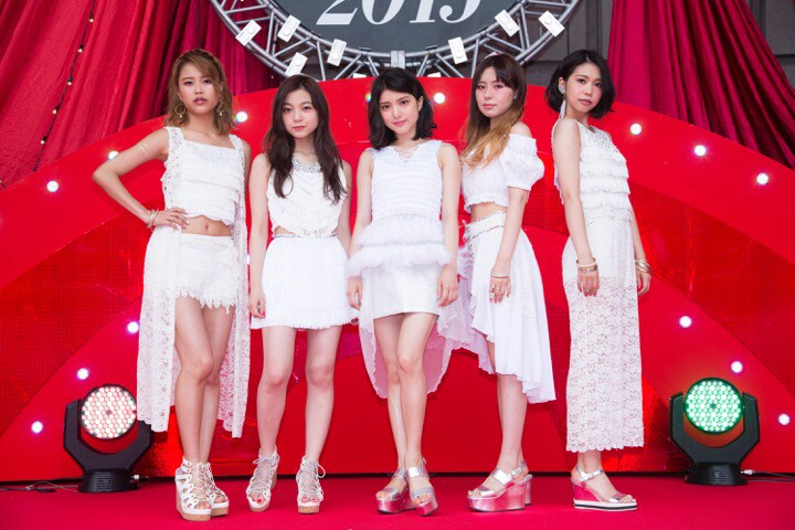 日比谷野外大音楽堂のステージに立つ9nine。（写真提供：レプロエンタテインメント）