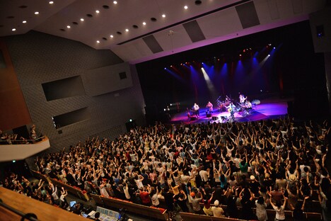 ORIGINAL LOVE「ラヴァーマンTour 2015」最終公演の様子。