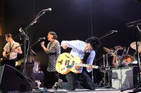 ORIGINAL LOVE「ラヴァーマンTour 2015」最終公演の様子。