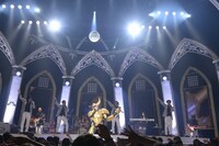 ゴスペラーズ「ゴスペラーズ坂ツアー2014～2015"G20"」沖縄・沖縄コンベンションセンター公演の様子。（撮影：緒車寿一）