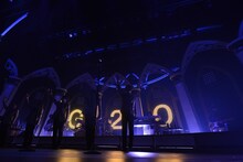 ゴスペラーズ「ゴスペラーズ坂ツアー2014～2015"G20"」沖縄・沖縄コンベンションセンター公演の様子。（撮影：緒車寿一）