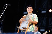 BEGIN（写真提供：アミューズ）