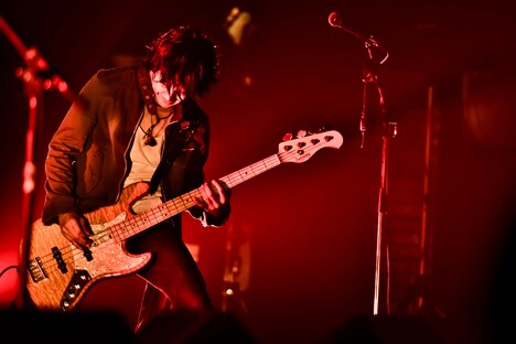 村田智史（B）（撮影：橋本塁[SOUND SHOOTER]）