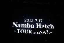 THE ORAL CIGARETTES「～唇ワンマンJAPAN TOUR 2015 ～おまたせBKW!! 9ヵ所行脚でエリア拡大、改めまして『ジ』オーラルシガレッツです！の巻～」大阪・なんばHatch公演の様子。（Photo by Viola Kam[V'z Twinkle Photography]）