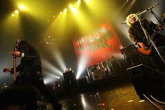 各ボーカリストによる豪華バンドも 一夜限りの Boneds 復活で新木場熱狂 音楽ナタリー