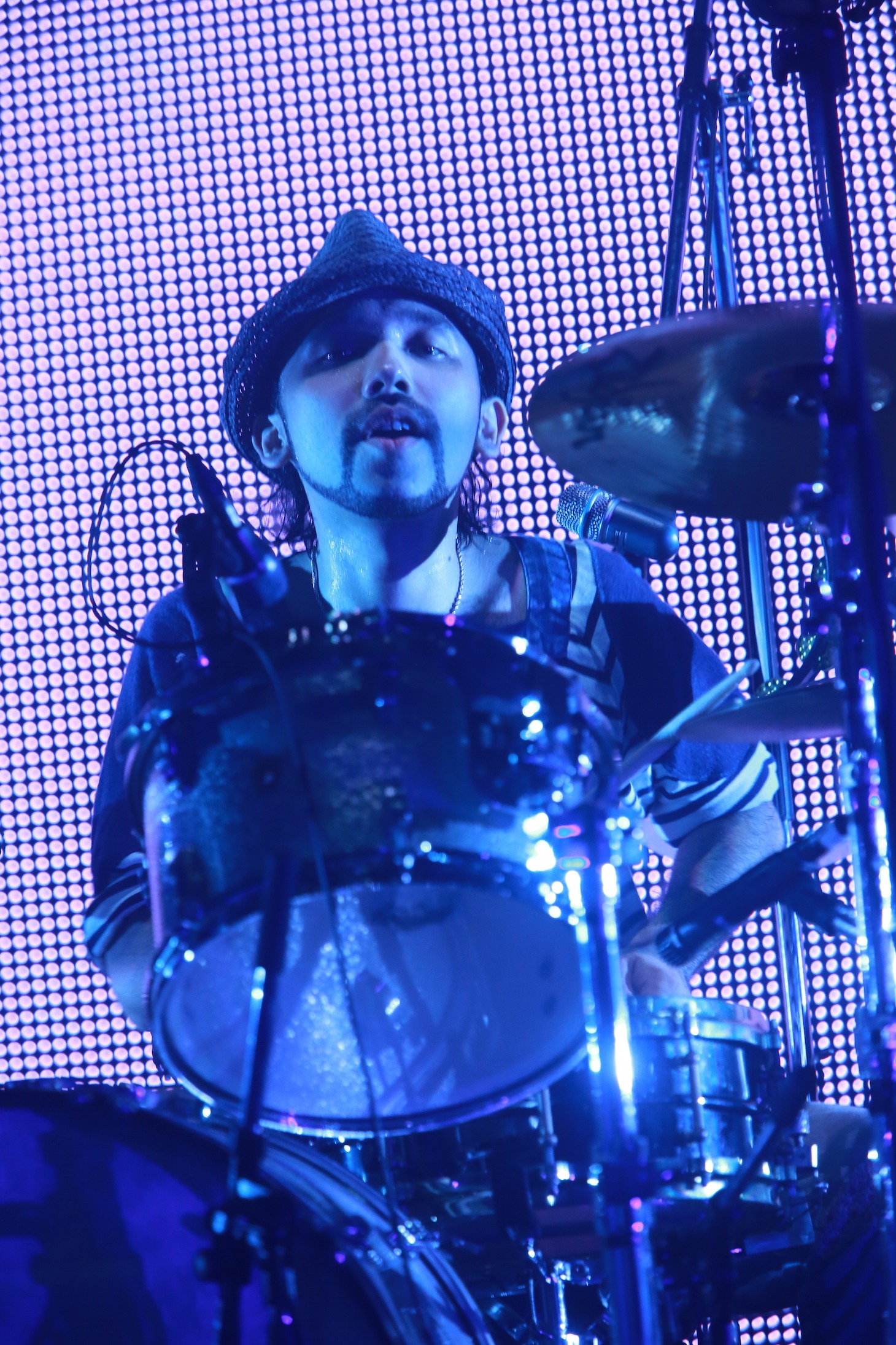 対馬祥太郎（Dr）（Photo by Atsushi Kimura）