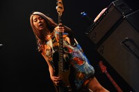 TOMOMI（B, Vo / SCANDAL）