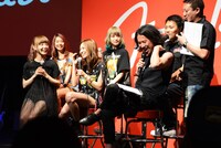 「FENDER LAUNCH PARTY」トークセッションの様子。