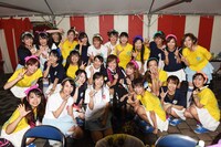 イベント終了後の記念撮影の様子。