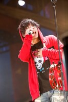 Fukase（Vo）（Photo by Hajime Kamiiisaka）