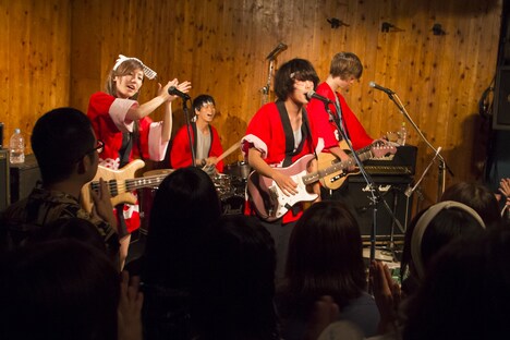 夏色のグリッター（Photo by nkzmarufoi）