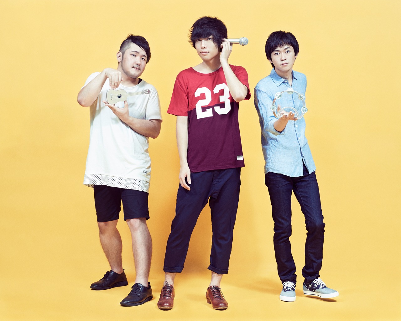 nicoten。左が廣瀬成仁。