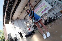 宮崎朝子（G, Vo）（撮影：柴田恵理）