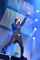 TERU（Vo）（撮影：岡田裕介）