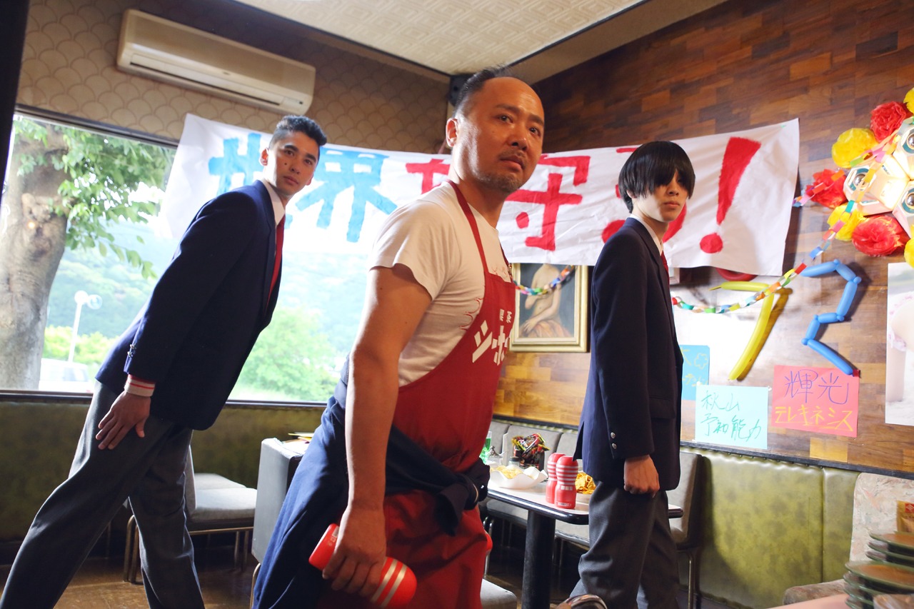 「映画 みんな！エスパーだよ！」のワンシーン。 (c)若杉公徳 / 講談社 (c)2015「映画 みんな！エスパーだよ！」製作委員会