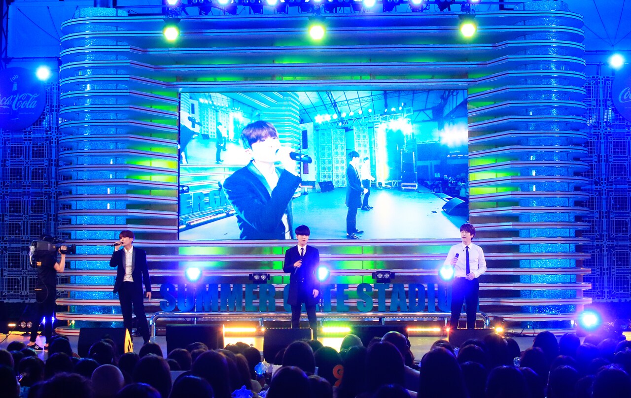 SUPER JUNIOR-K.R.Y.が出演した「めざましライブ」の様子。（写真提供：エイベックス・ミュージック・クリエイティヴ）