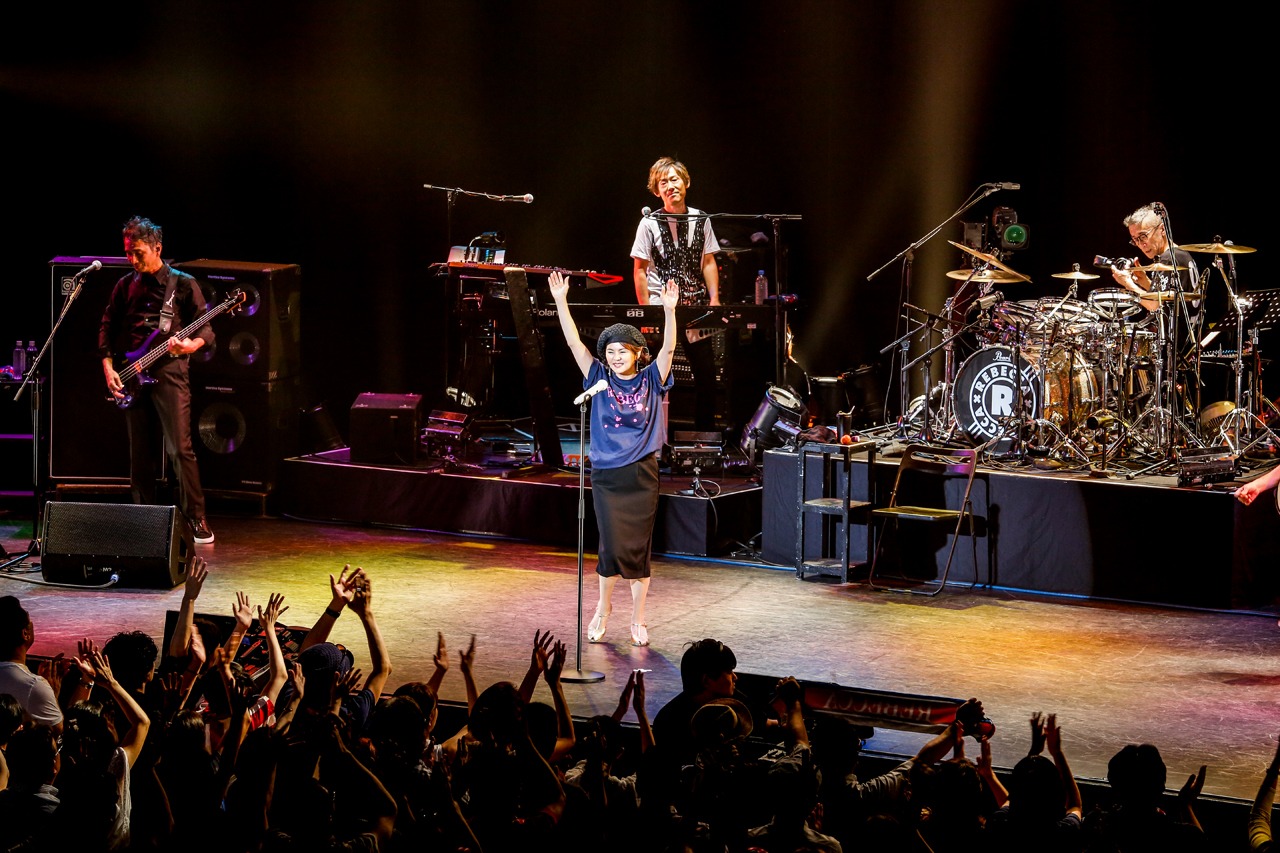 「REBECCA Preview Live」アンコールの様子。（Photo by Hajime Kamiiisaka）