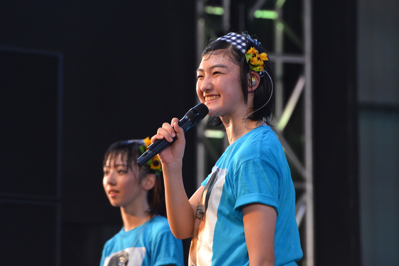 小林歌穂