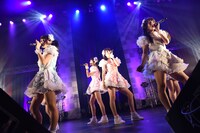 paletによるライブの様子。