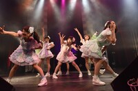 paletによるライブの様子。